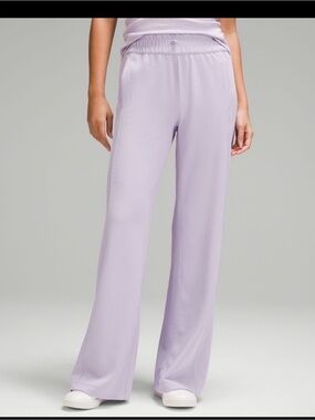 Lululemon Ribbed Softstreme Mid-Rise Pant 32" / Lilac Ether NWT
